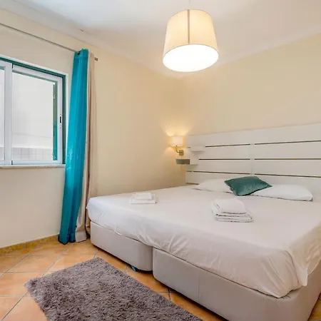 Som Ondas בודנס